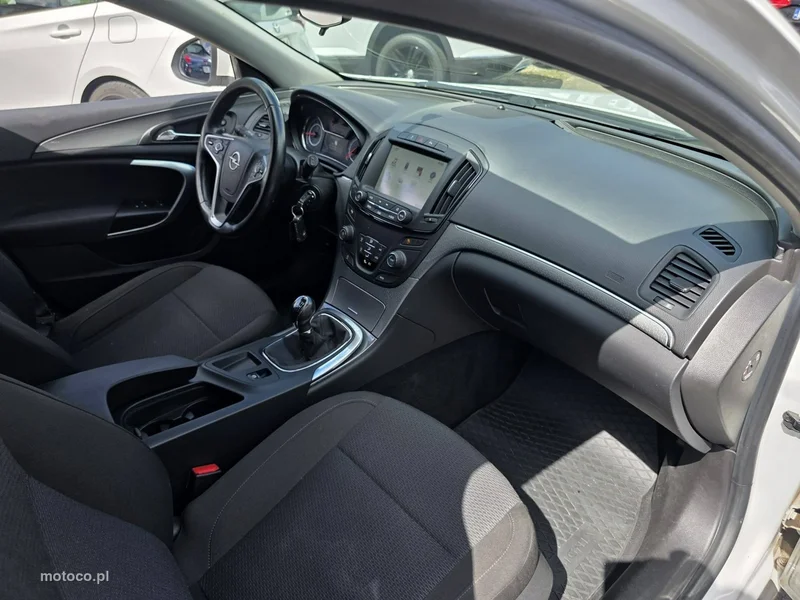 Opel Insignia A 26
