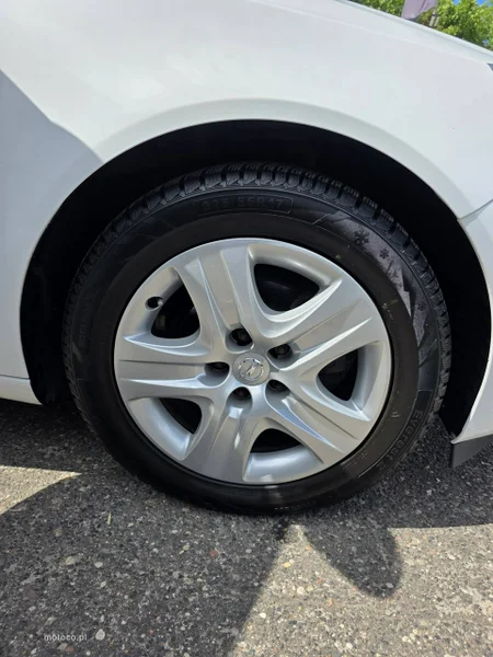 Opel Insignia A 33