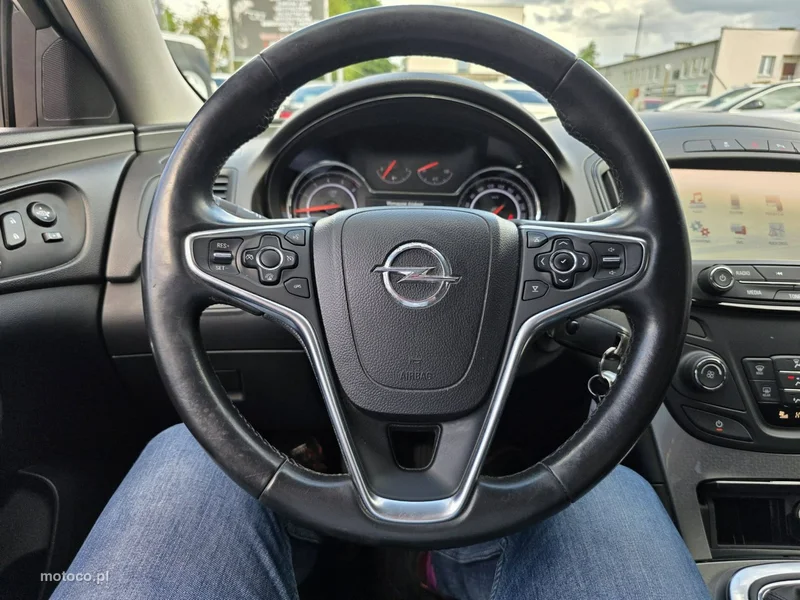 Opel Insignia A 8
