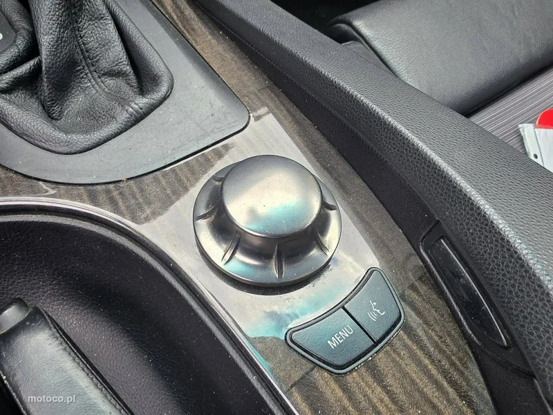 BMW Seria 5 E60 530 23