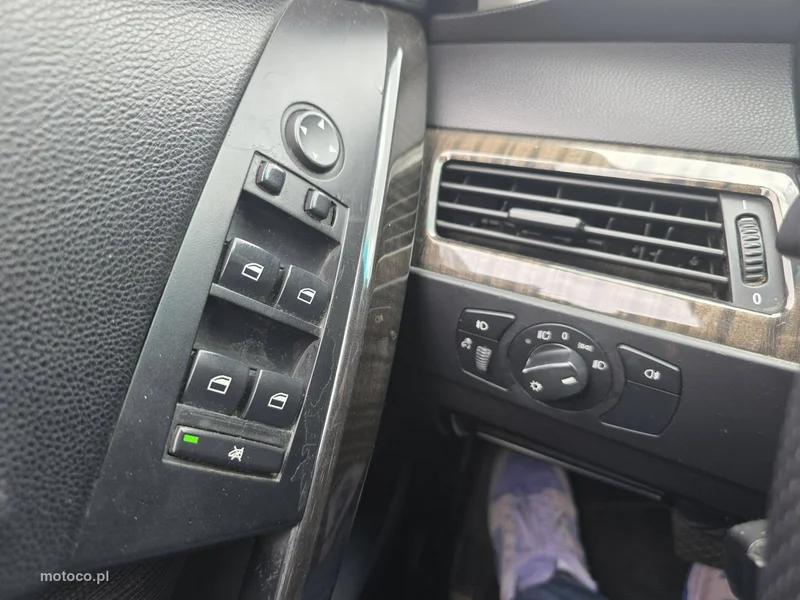 BMW Seria 5 E60 530 10