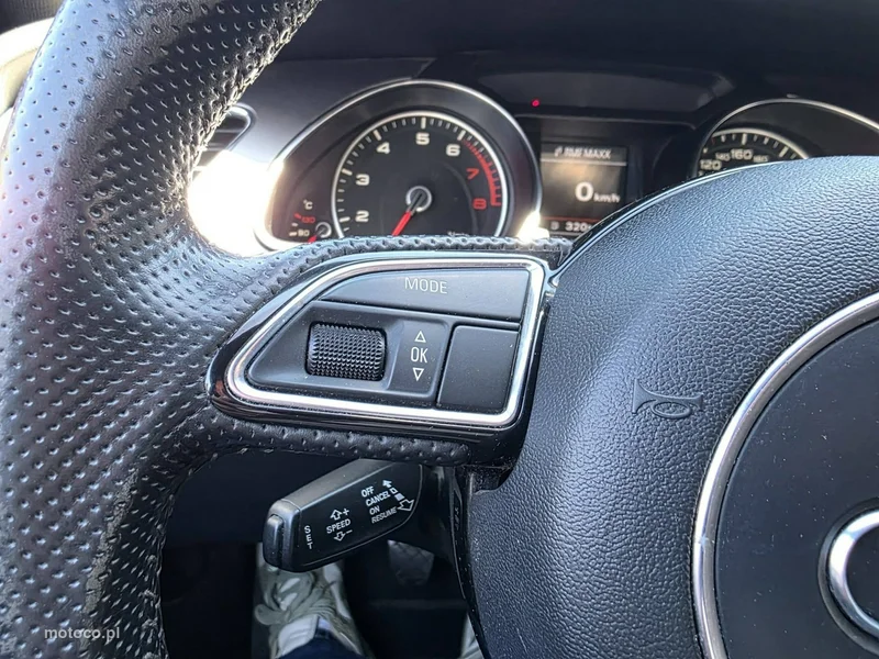 Audi A5 8T 14