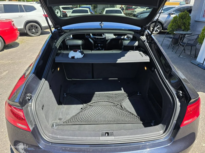Audi A5 8T 32