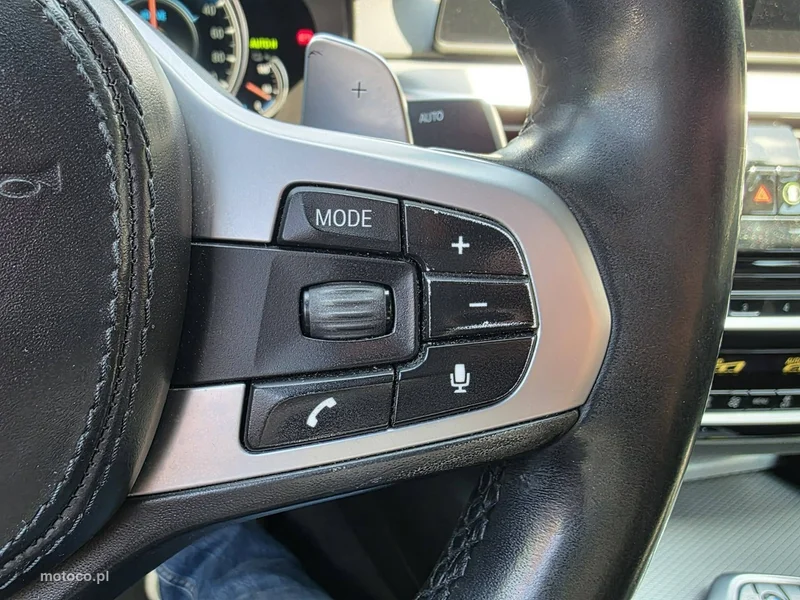 BMW Seria 5 G30 530 14