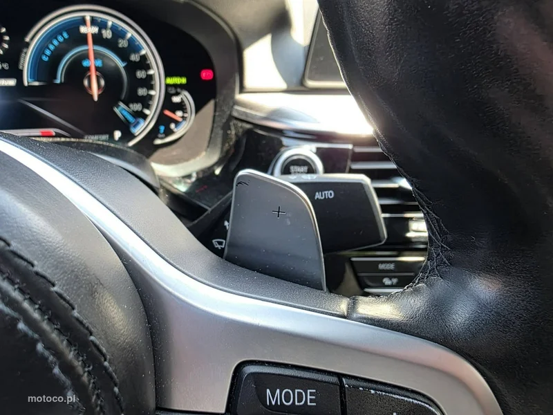 BMW Seria 5 G30 530 15