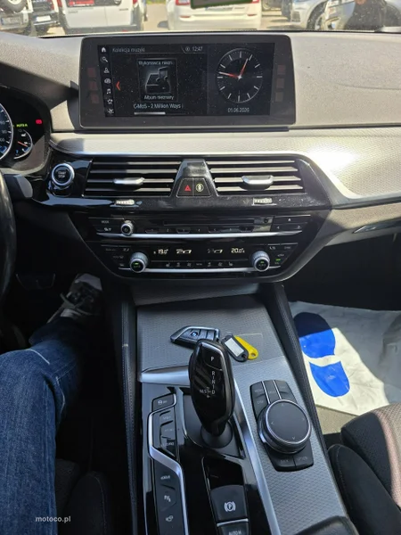 BMW Seria 5 G30 530 16