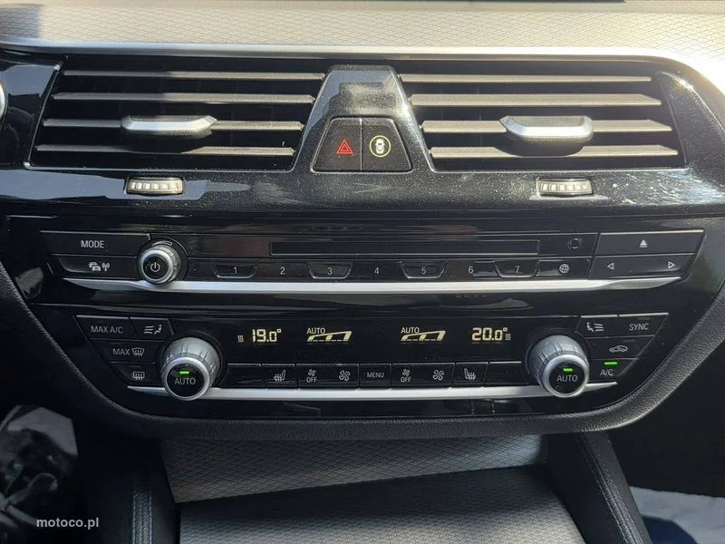 BMW Seria 5 G30 530 22