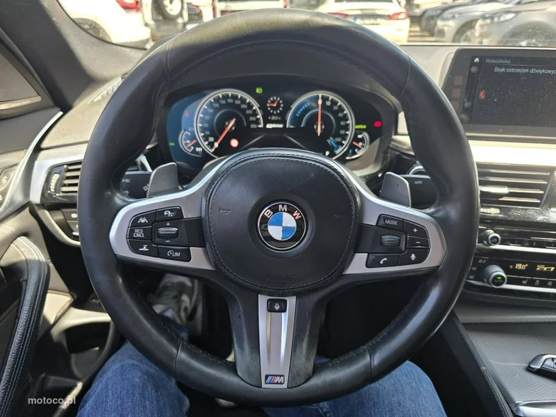 BMW Seria 5 G30 530 9