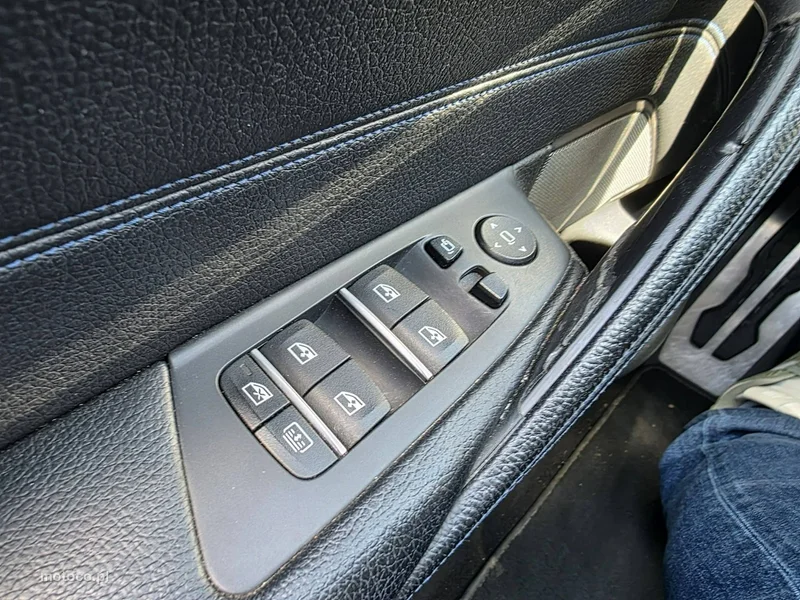BMW Seria 5 G30 530 11