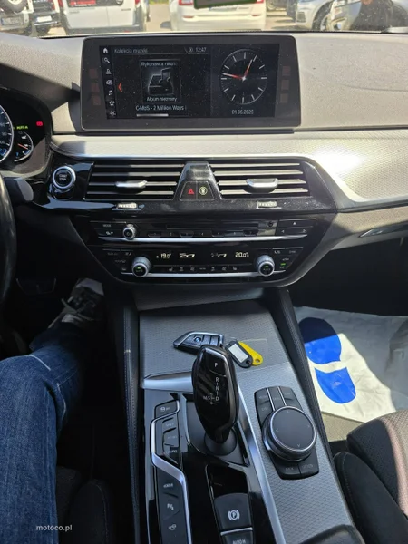 BMW Seria 5 G30 530 16