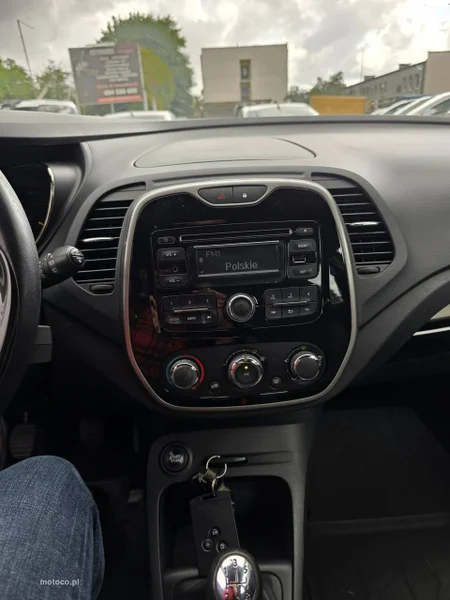 Renault Captur I 15