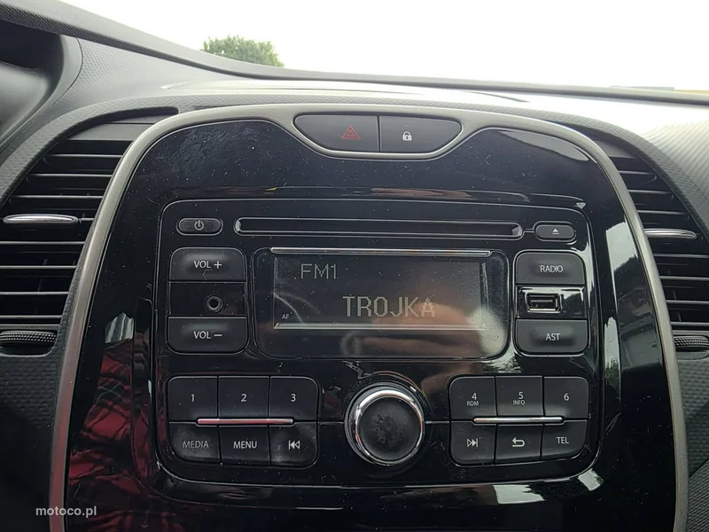 Renault Captur I 17