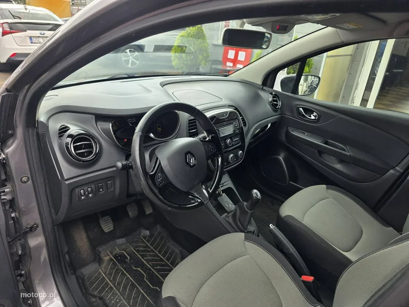 Renault Captur I 9