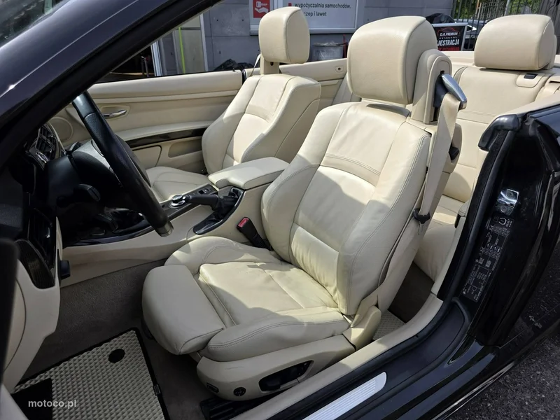 BMW Seria 3 E90 320 12
