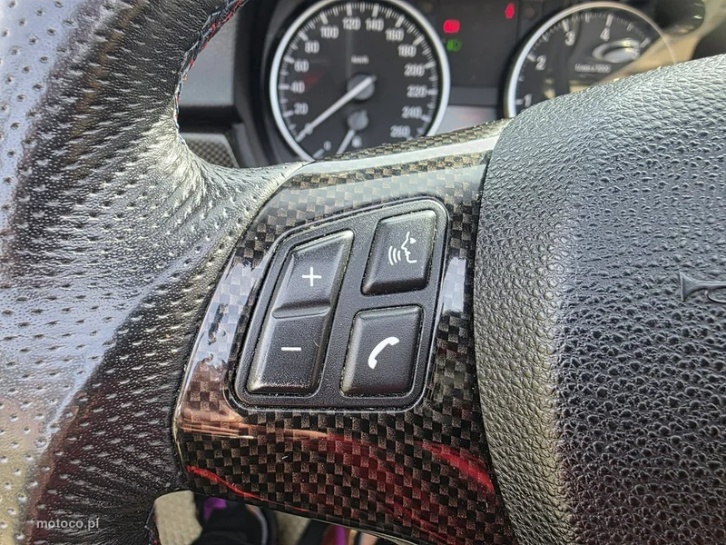 BMW Seria 3 E90 320 19