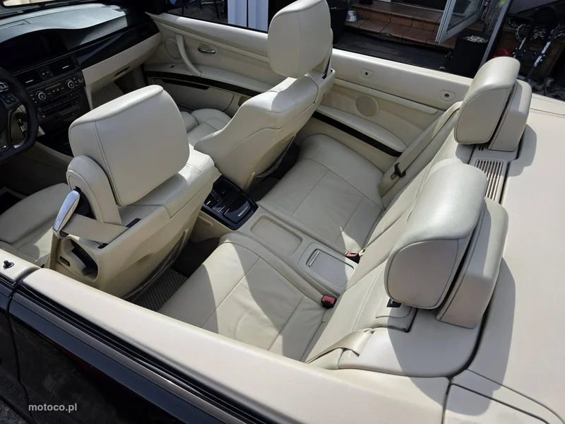 BMW Seria 3 E90 320 36