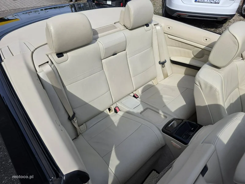 BMW Seria 3 E90 320 37