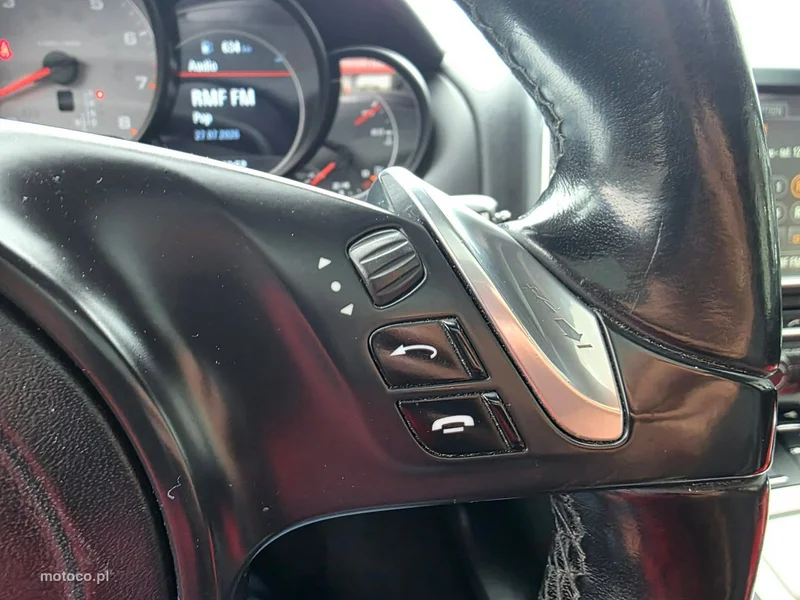 Porsche Cayenne 92A 15