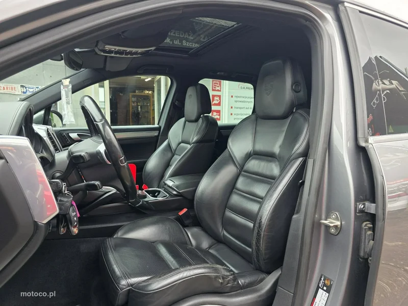 Porsche Cayenne 92A 6