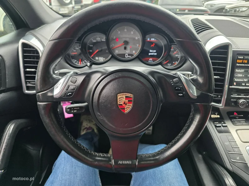 Porsche Cayenne 92A 8