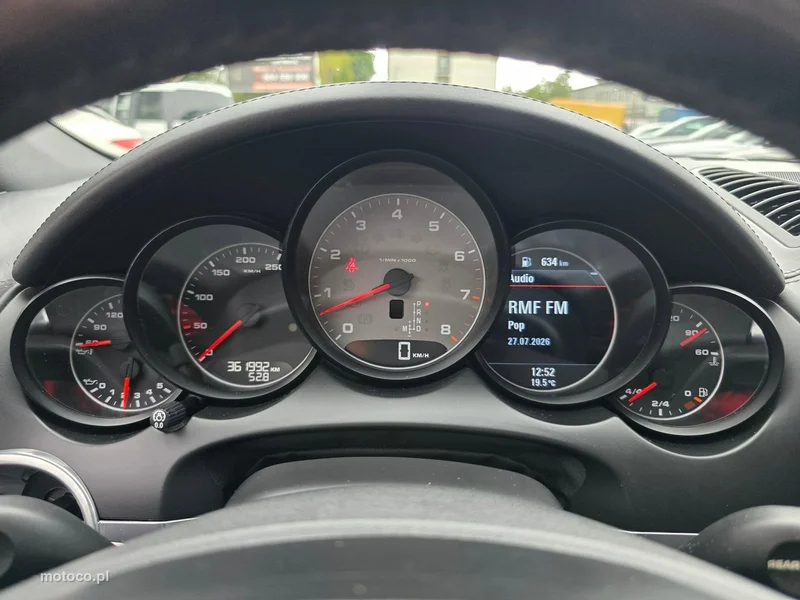 Porsche Cayenne 92A 9