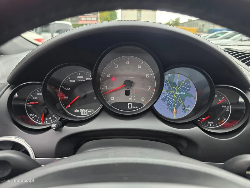 Porsche Cayenne 92A 10