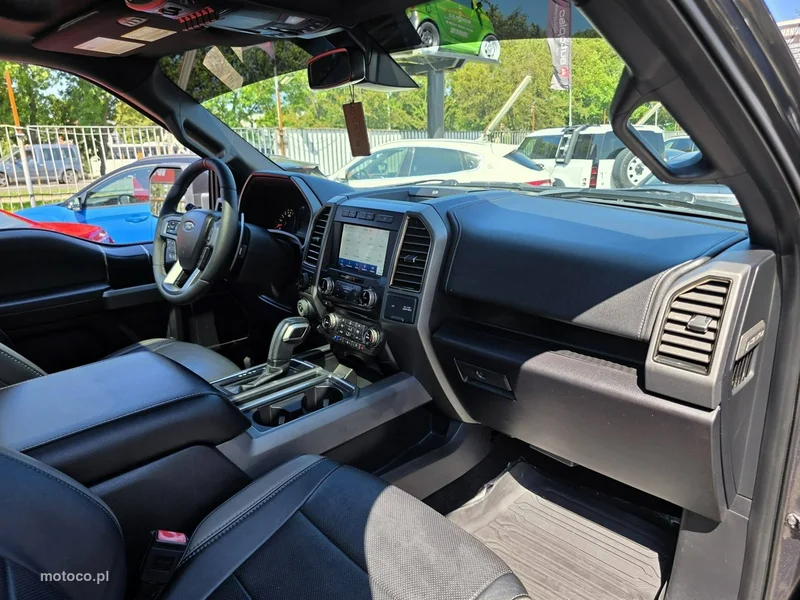 Ford F150 32