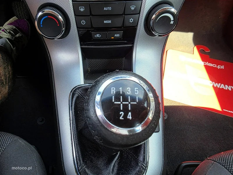 Chevrolet Cruze 19
