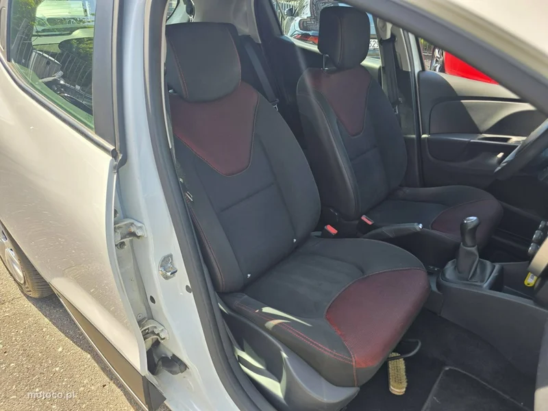 Renault Clio IV 28