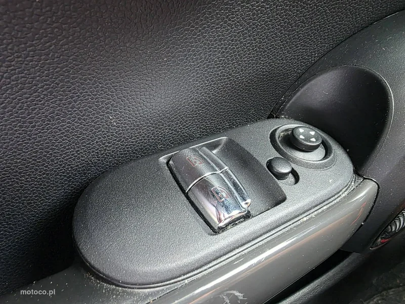 MINI ONE 11