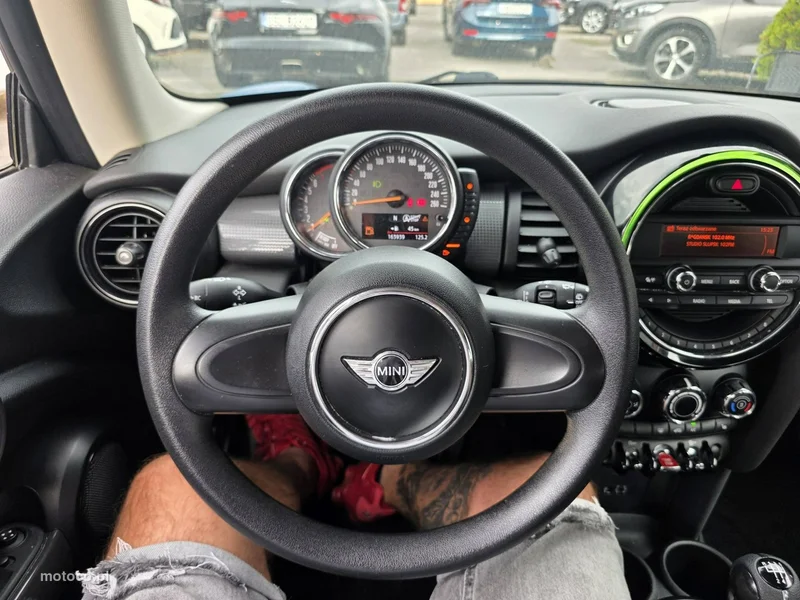 MINI ONE 9