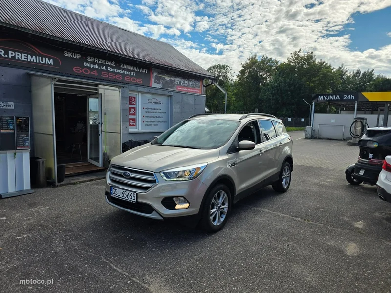 Ford Escape 4