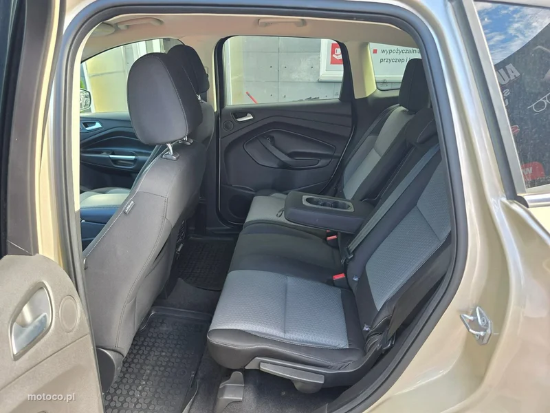 Ford Escape 33