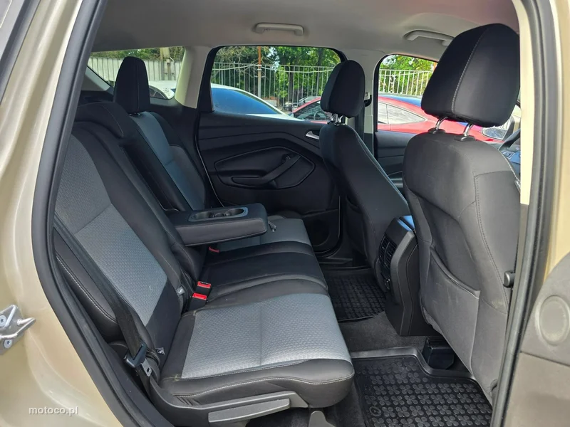 Ford Escape 34