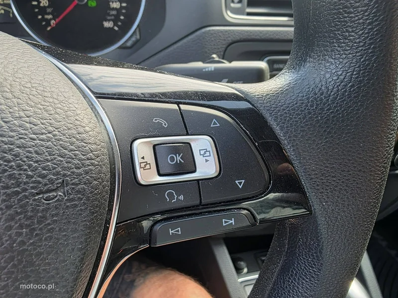 Volkswagen Jetta VI 14