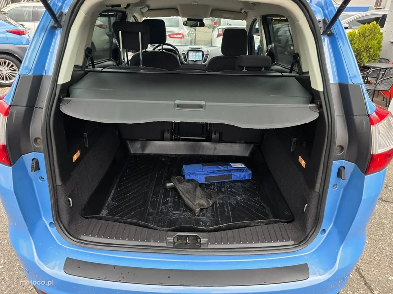 Ford Grand C-Max 36