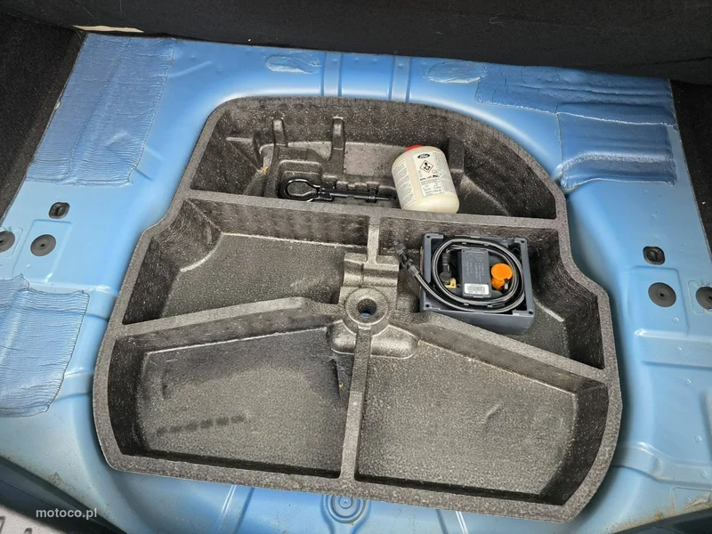 Ford Grand C-Max 37