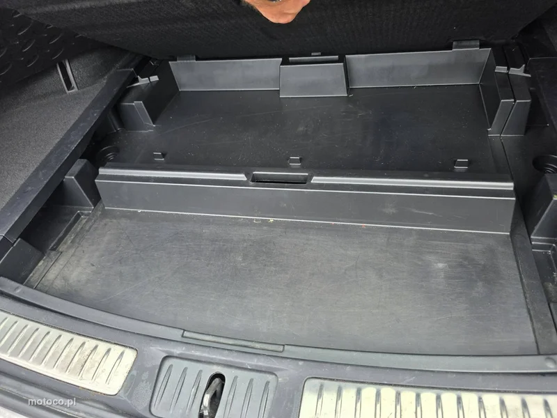 Toyota Avensis T27 27