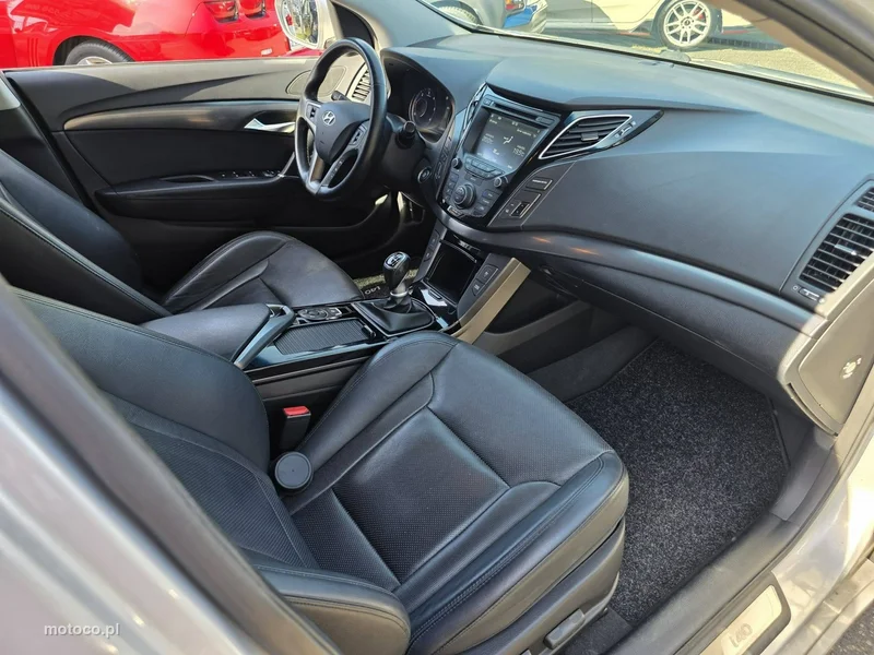 Hyundai i40 32
