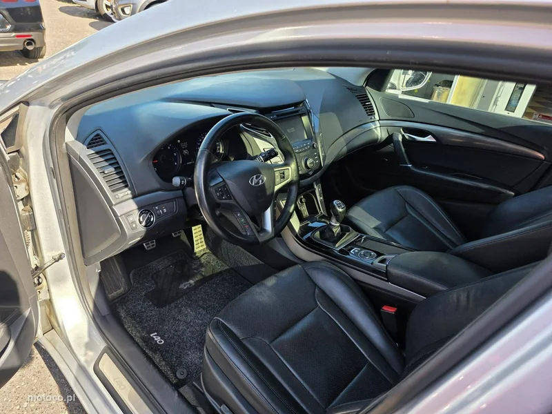 Hyundai i40 9