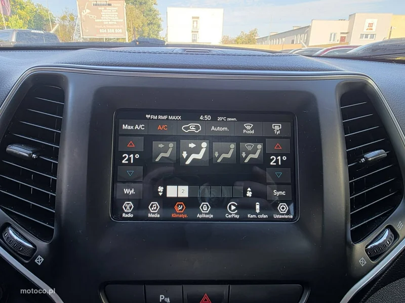 Jeep Cherokee 20