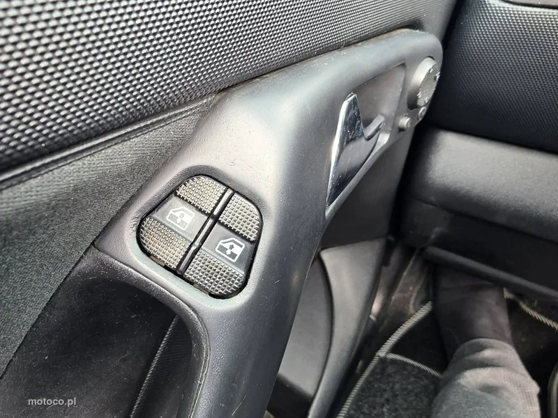 Volkswagen Golf Cabrio 15