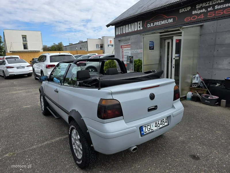 Volkswagen Golf Cabrio 8