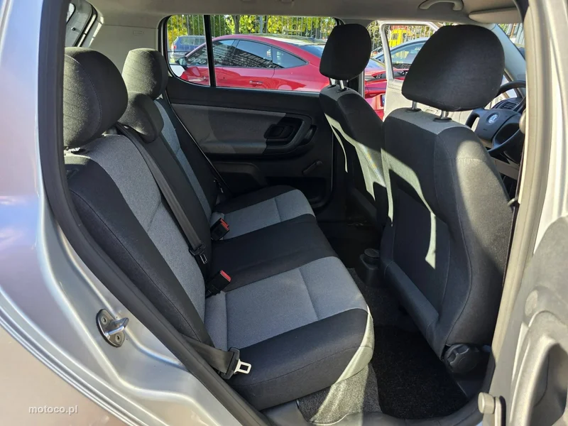 Skoda Fabia II 20