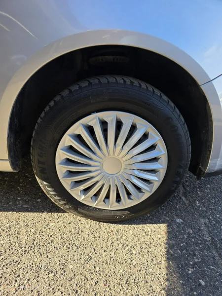 Skoda Fabia II 22