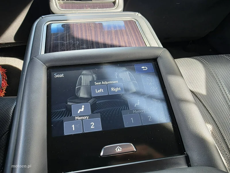 Lexus LS 31