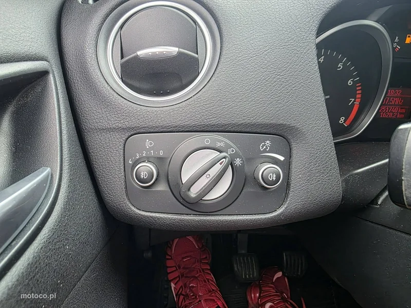 Ford Mondeo IV 11
