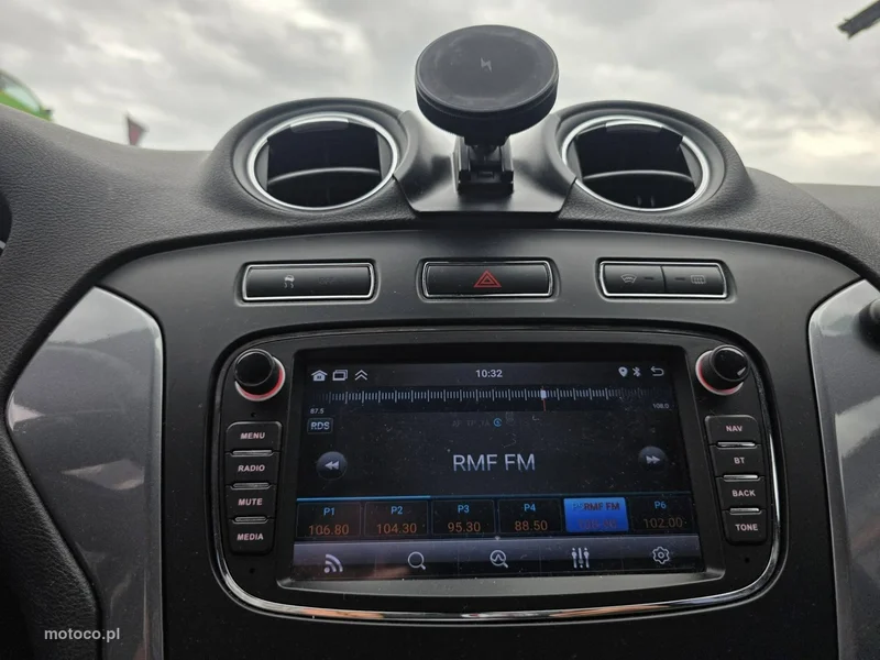Ford Mondeo IV 15
