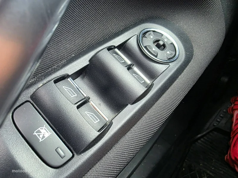 Ford Mondeo IV 10