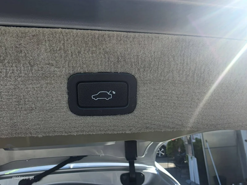 Volvo XC 70 33